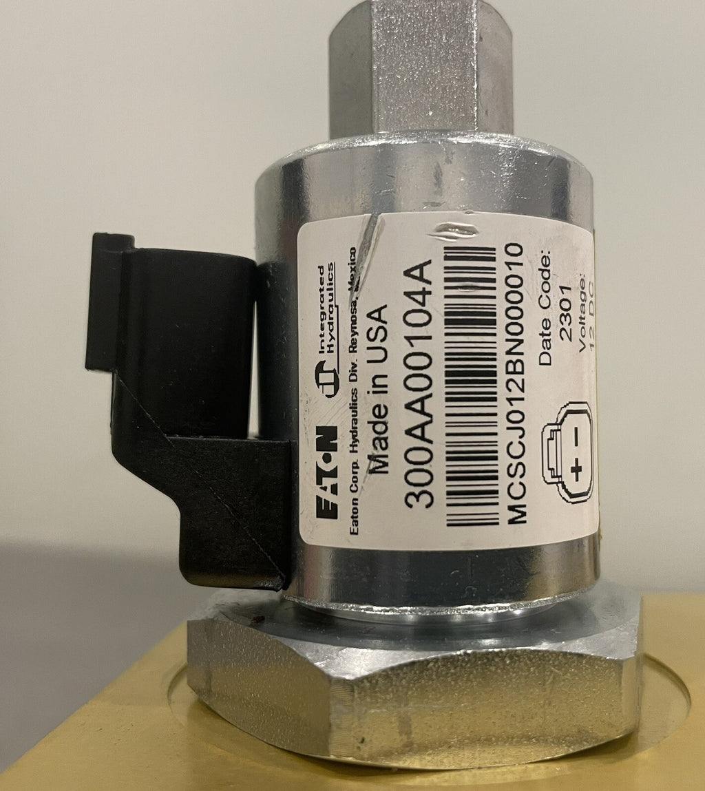 Danfoss 630AA00787A Wastebuilt McNeilus Eaton Valve 1422494 NEW! FREE SHIPPING!