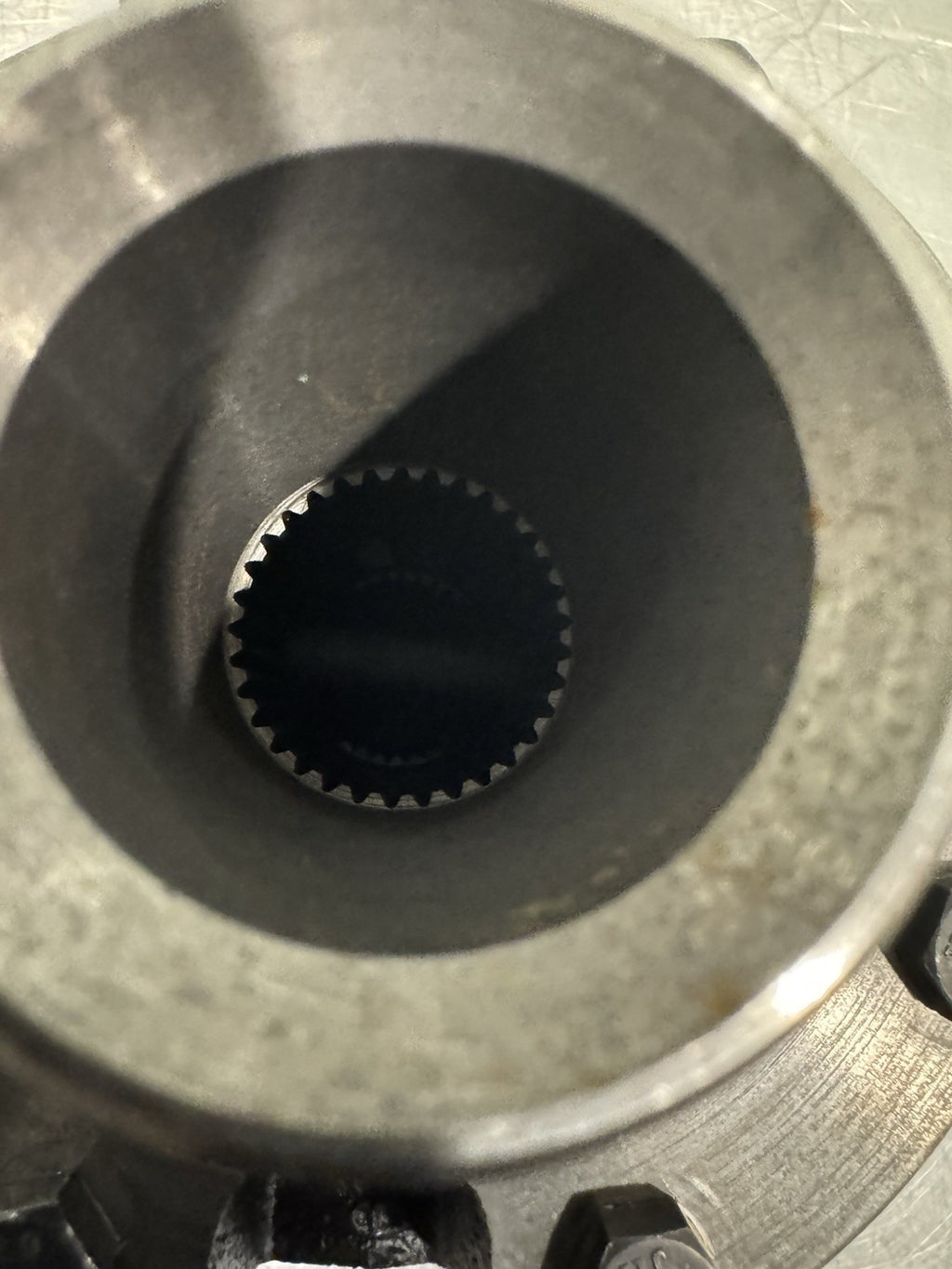 Differential 18 Bolt 33 Spline 448/42301 D-126 NEW! FREE SHIPPING!