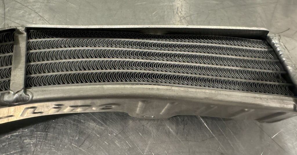 New Line Curved Radiator DENT NEW! FREE SHIPPING!