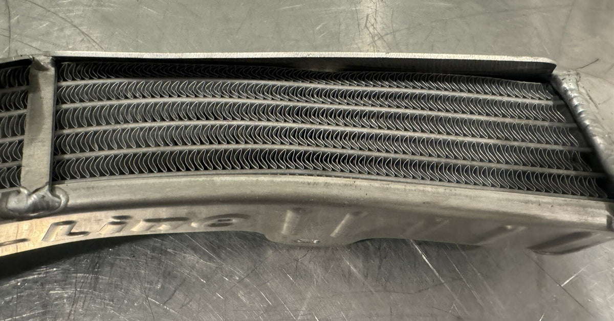 New Line Curved Radiator DENT NEW! FREE SHIPPING!