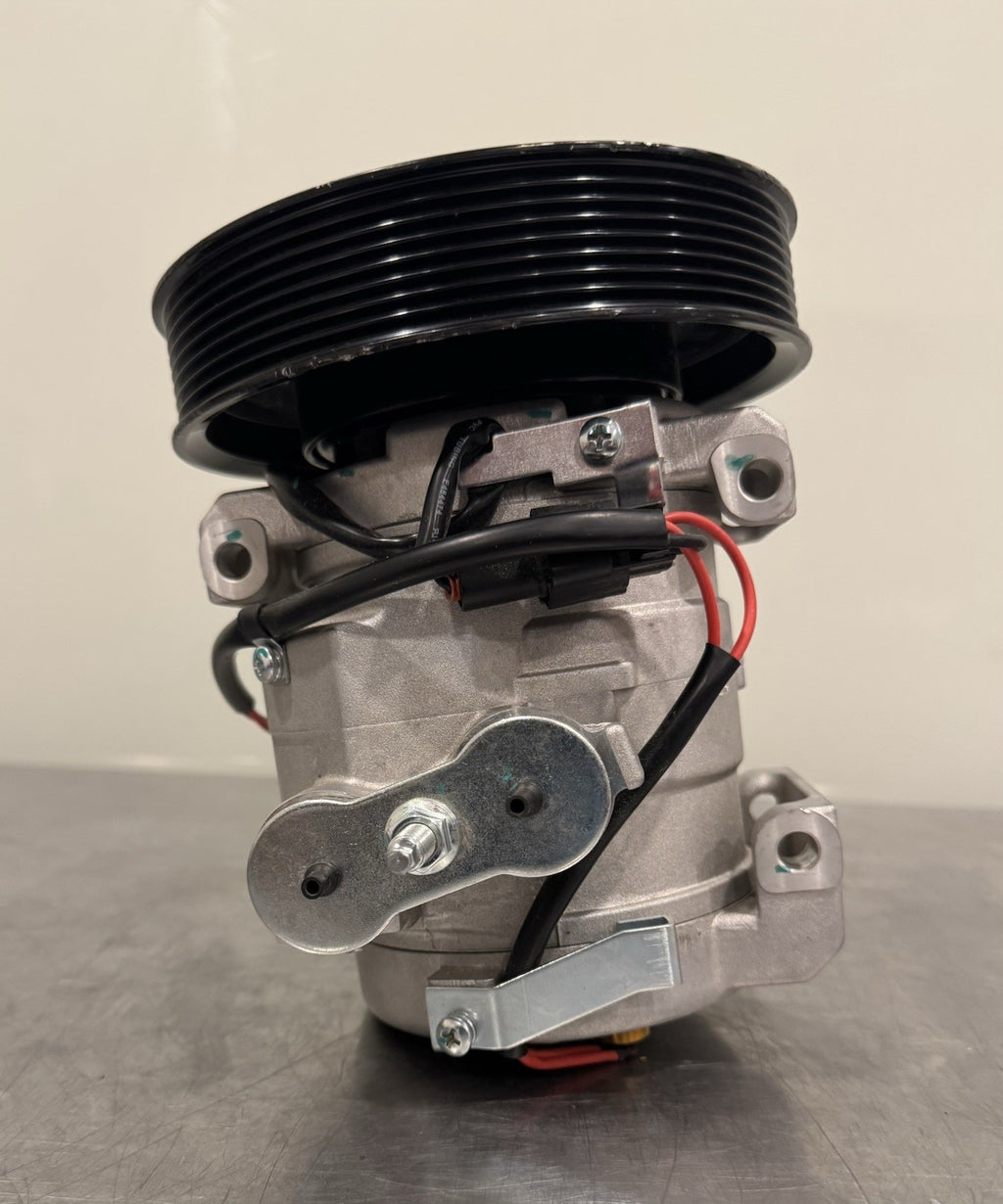 Alliance N83202021031 AC Compressor 83202021031 NEW IN BOX!