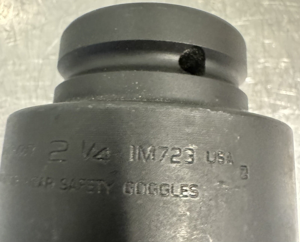 Snap-On IM723 Impact Socket 2-1/4” 6 Point 1” Drive SAE Flank NEW! FREE SHIPPING