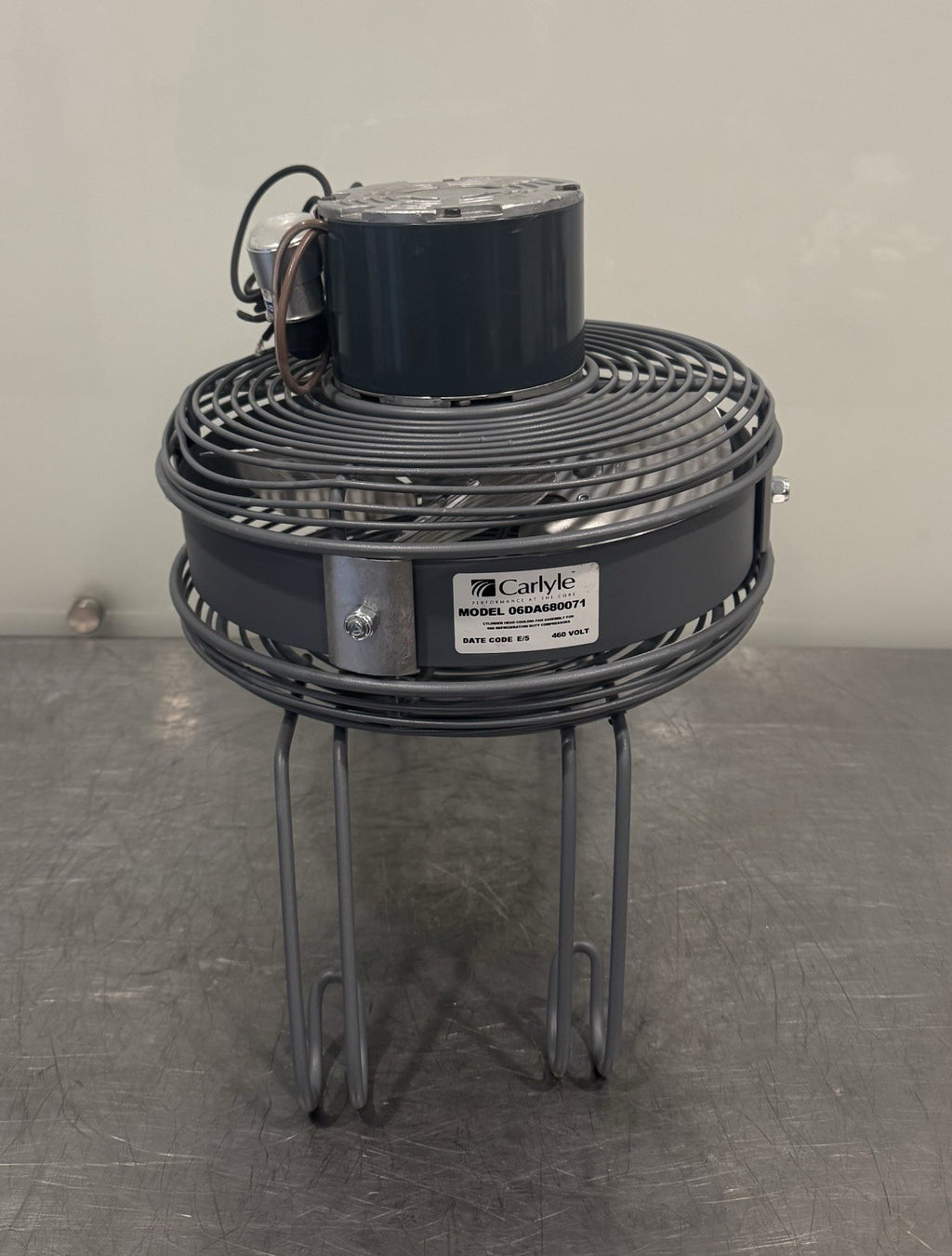 Carlyle 06DA680071 Cooling Fan 460V D-Series NEW! BENT LEG! FREE SHIPPING!