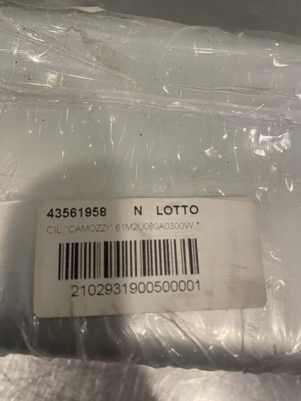 Camozzi 61M2U080A0300W Pneumatic Cylinder Series 61 NEW! FREE SHIPPING!