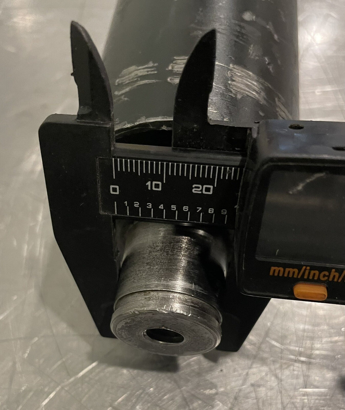 51104052 Hydraulic Cylinder BSPB 49 13 1.5” Rod 2.25” Bore 30” Stroke NEW!