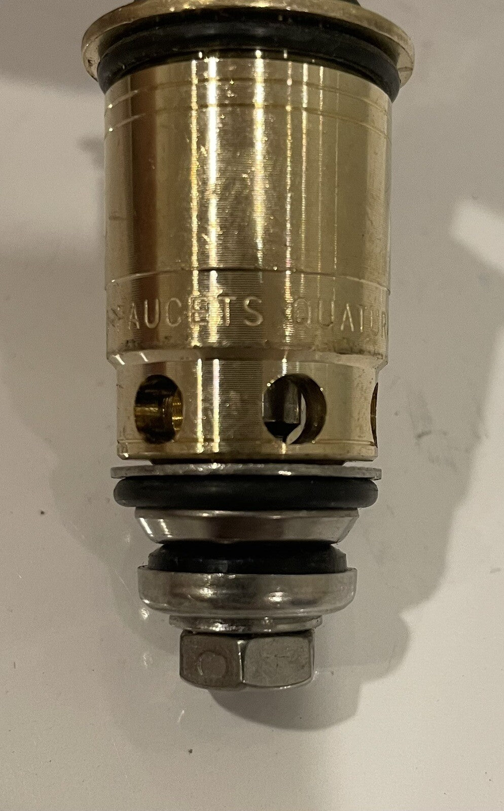 Chicago Faucets Quaturn RH Cartridge Valve Stem ASSY NEW! FREE SHIPPING!