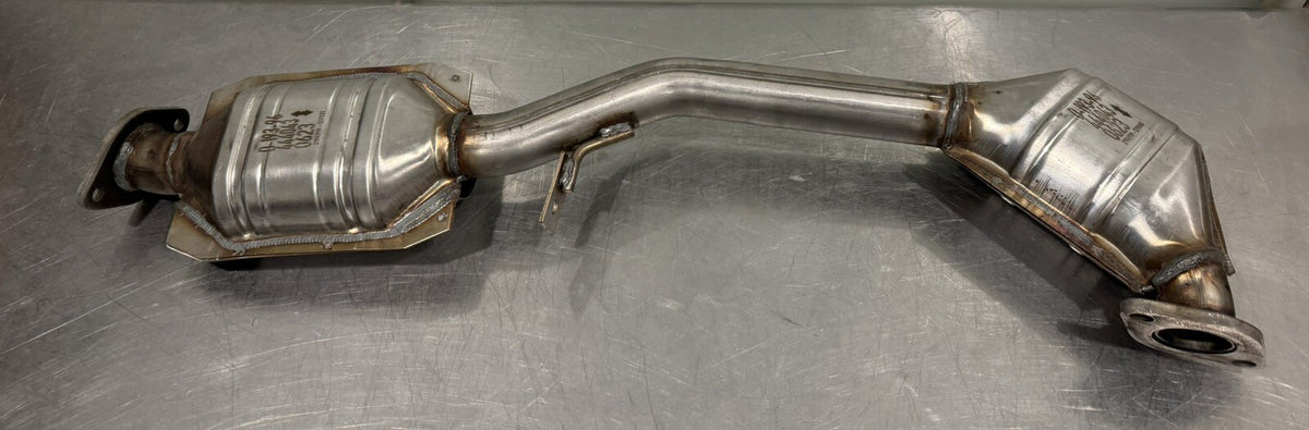 Magnaflow 444043 Direct Fit Catalytic Converter California NEW IN BOX!