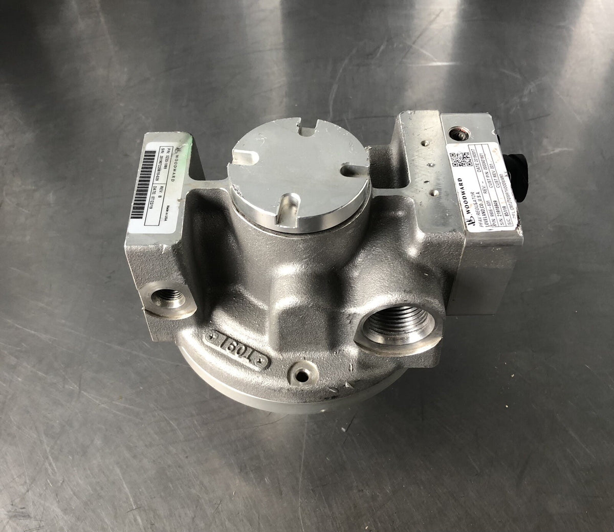 Woodward 5233-1089 Valve Gas NEW!! FREE SHIPPING!!