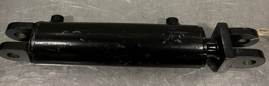 832398 Hydraulic Cylinder Progress Rail 3 X 8 NEW! FREE SHIPPING!