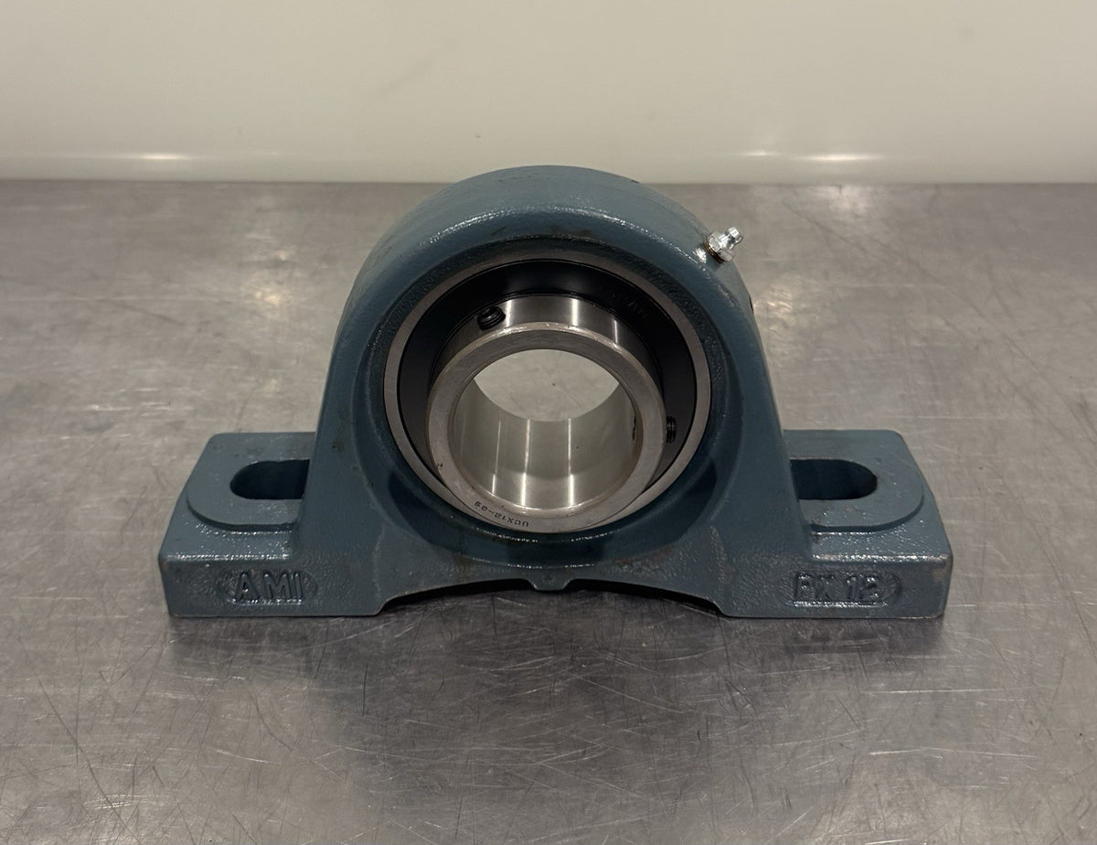 AMI PX12 Pillowblock Bearing 2-Bolt Mount UCX12-39 NEW! SHIPS FREE!