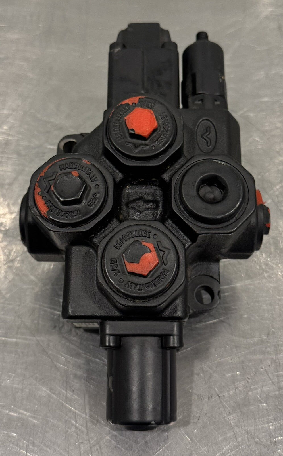 Terex 12090363 Hydraulic Control Valve Powerscreen 505100299 NEW! FREE SHIPPING!