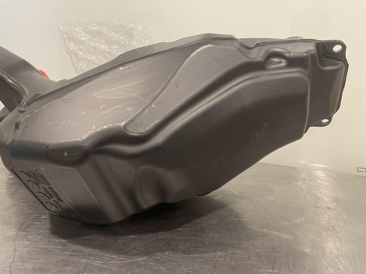 1026433 Gas Tank For Indian Motorcycle NEW! FREE SHIPPING!