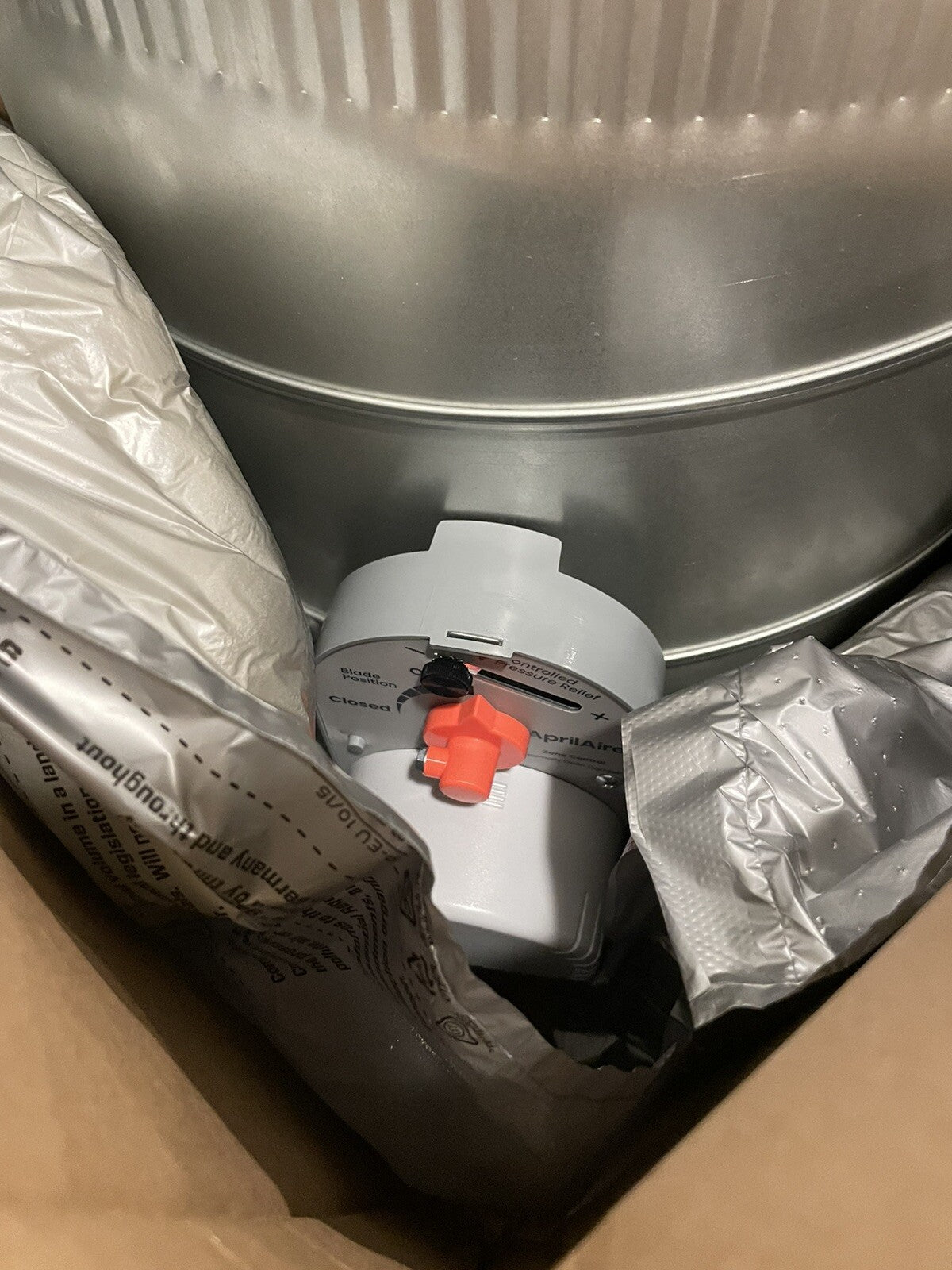 Aprilaire 6614 Round Zone Damper Normally Open Power Close NEW IN BOX!