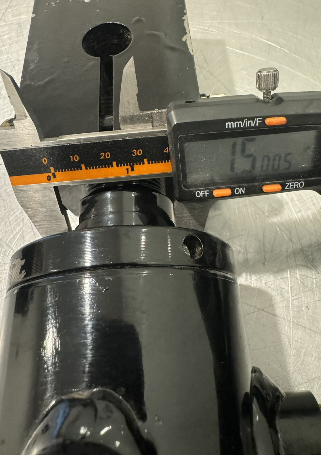 Hydraulic Cylinder 1.5” Rod 3” Bore 6 Port NEW! FREE SHIPPING!