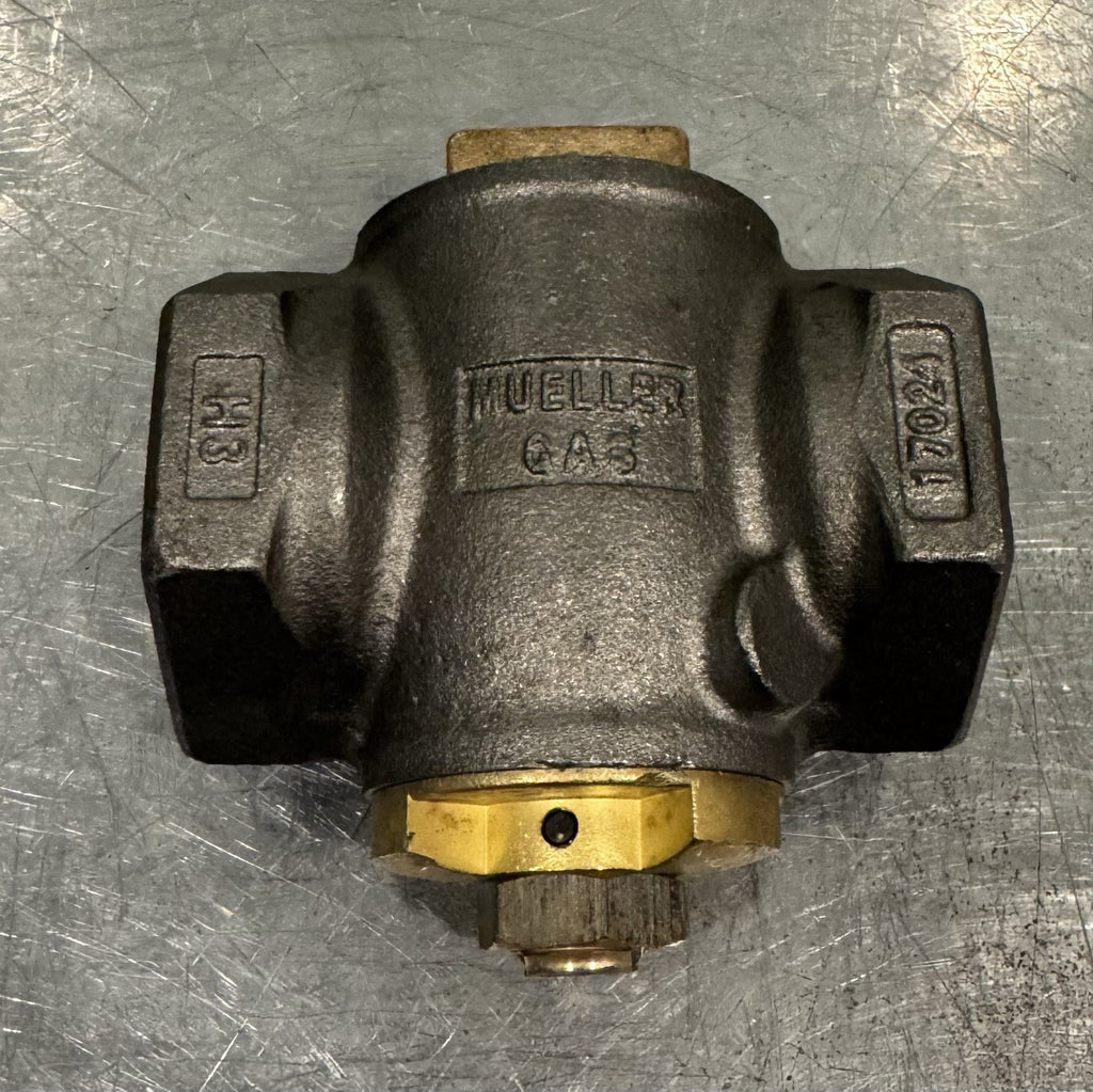 Mueller Gas Valve 1-1/2” Flat Head Iron Body NEW! FREE SHIPPING!