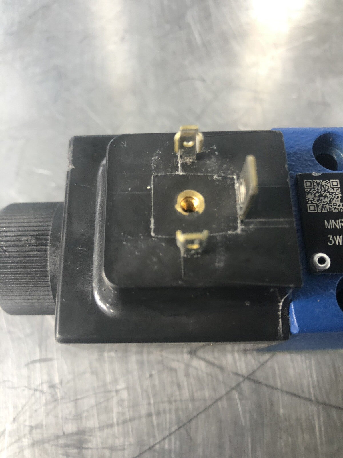 Rexroth R900906668 Bosch Hydraulic Solenoid Valve Assy NEW!! FREE SHIPPING!!