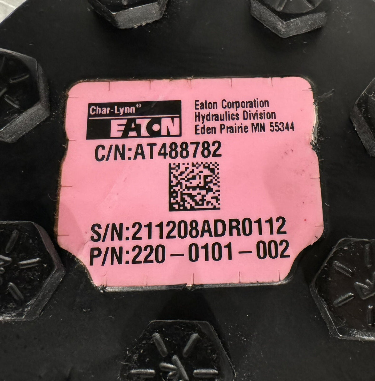 Eaton AT488782 John Deere Steering Control Hydraulic Pump Valve ASSY NEW!
