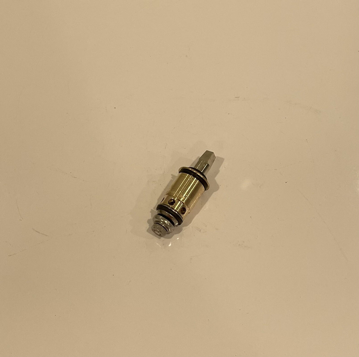 Chicago Faucets Quaturn RH Cartridge Valve Stem ASSY NEW! FREE SHIPPING!