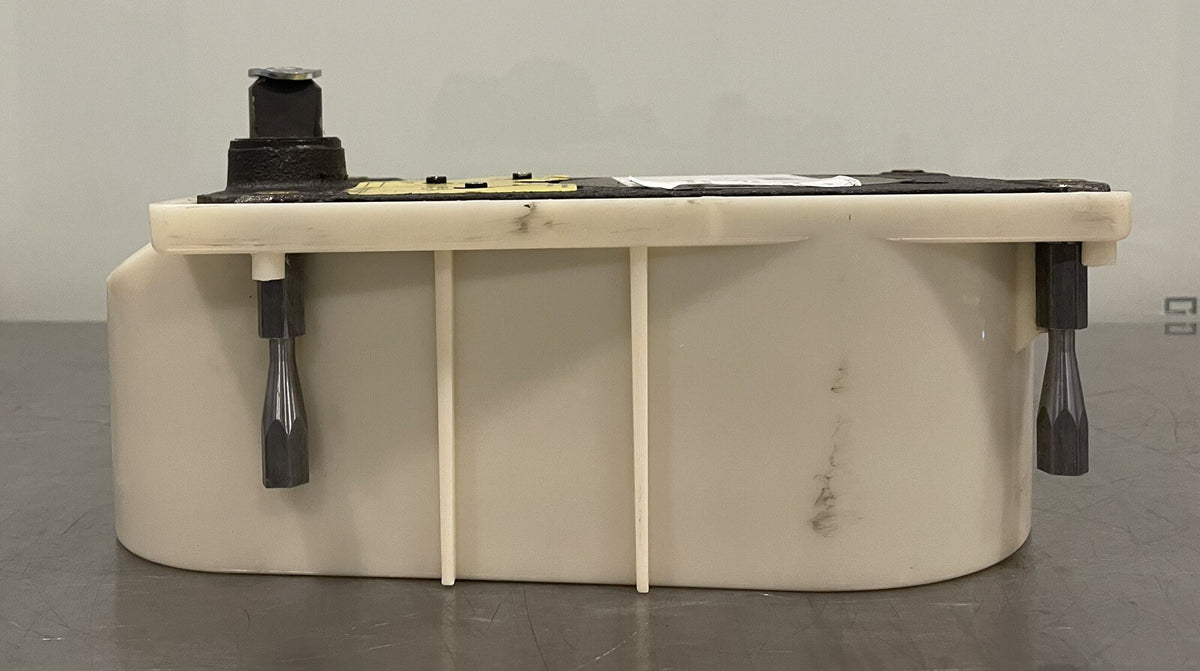 Assa Abloy 28105N Door Closer RH 626 NEW! FREE SHIPPING!