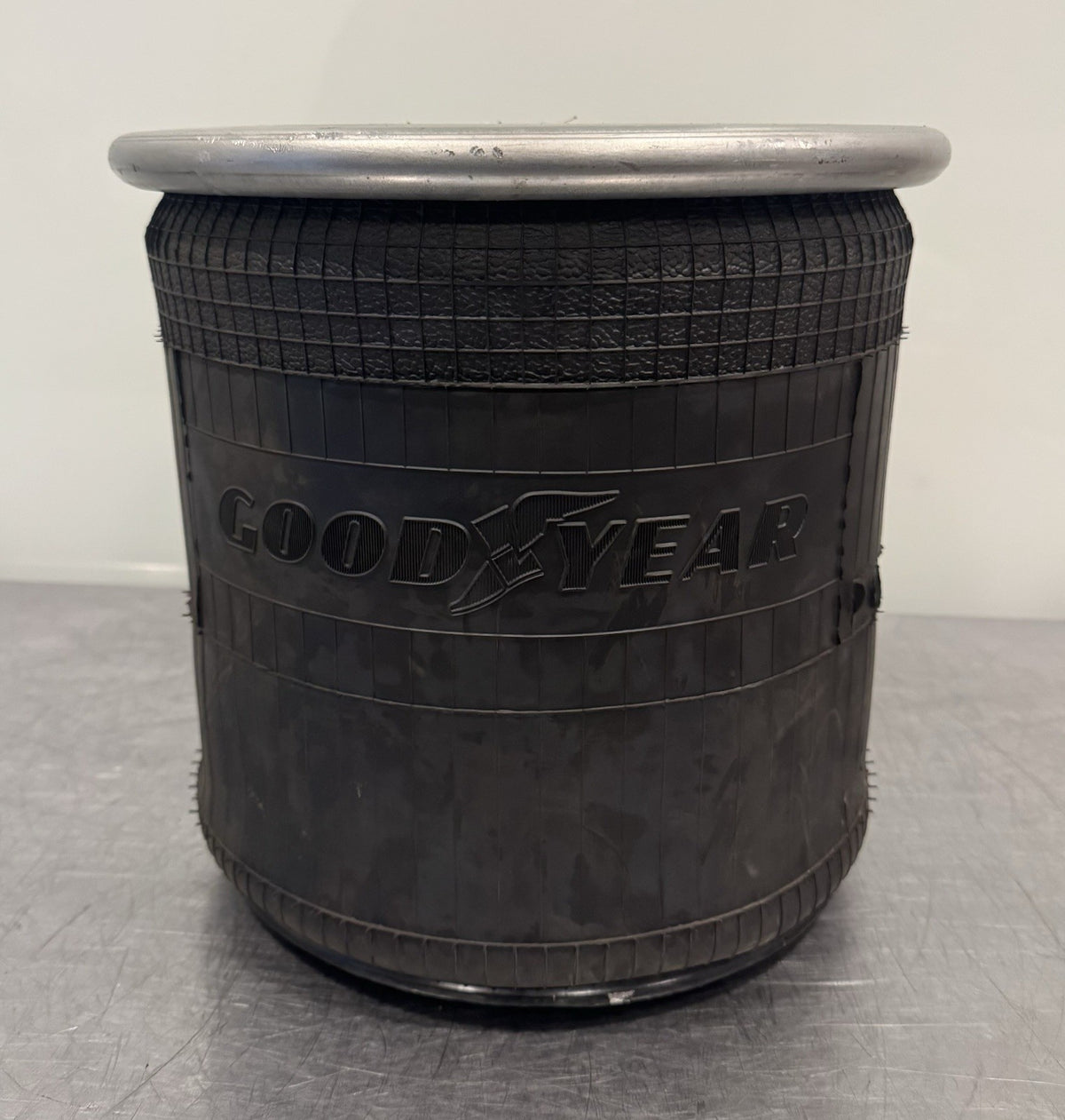 Goodyear 1R14-018 Air Spring Suspension Genuine NEW! FREE SHIPPING!