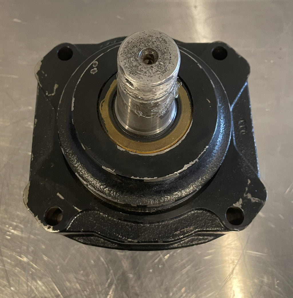 Parker AUC13181 John Deere Hydraulic Motor NEW! FREE SHIPPING!