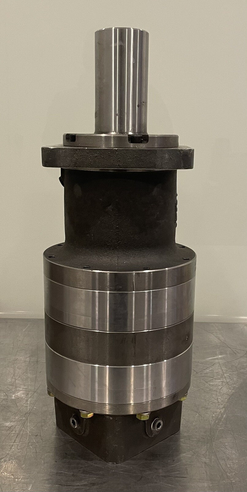 Heco 16DFF1-027-8 Hydraulic Pump Double Front Flange Mount 16 2.25 NEW!