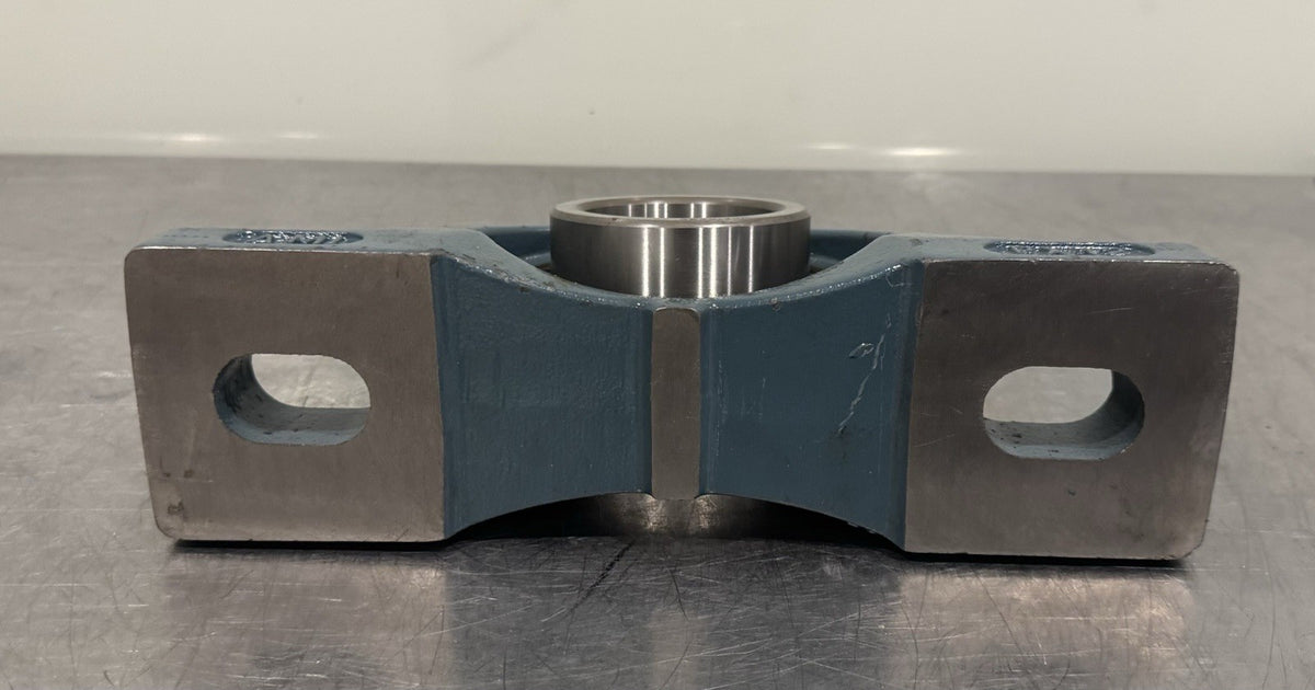 AMI PX12 Pillowblock Bearing 2-Bolt Mount UCX12-39 NEW! SHIPS FREE!