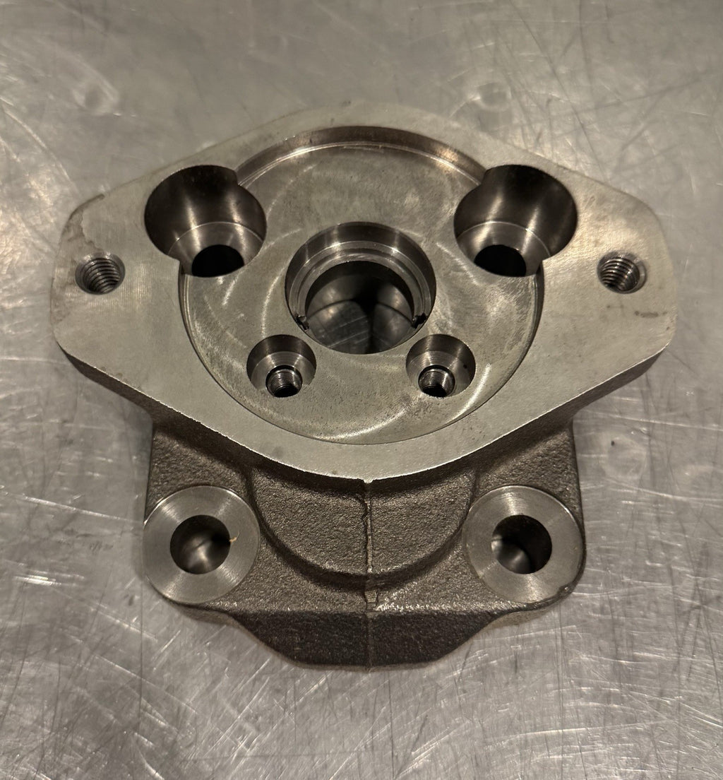 Parker 3135027211 Hydraulic Gear Pump Section Replacement 3135020005 NEW!