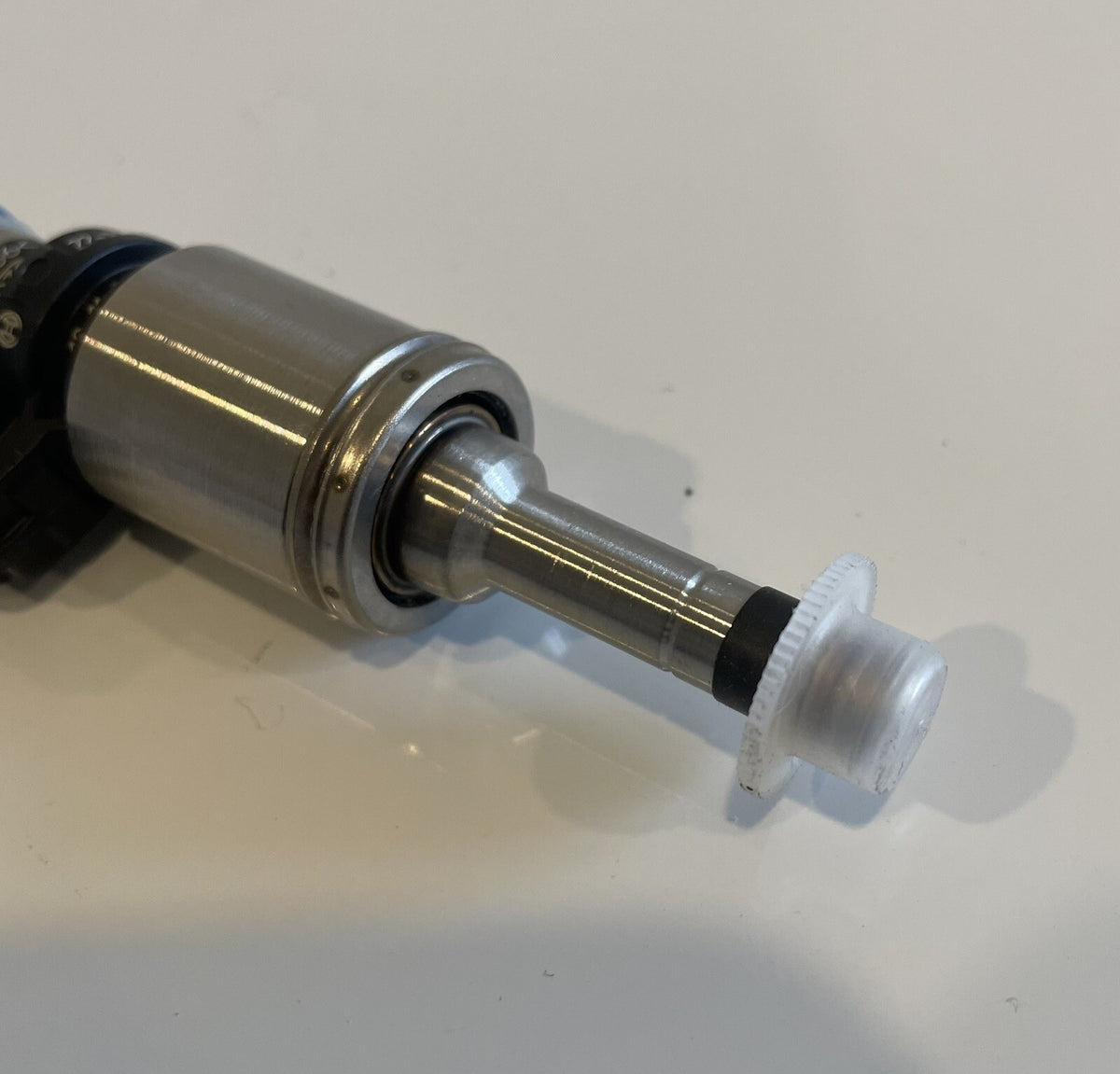 Bosch 0 261 500 556 Injector Valve High Pressure 0261500556 NEW! FREE SHIPPING!