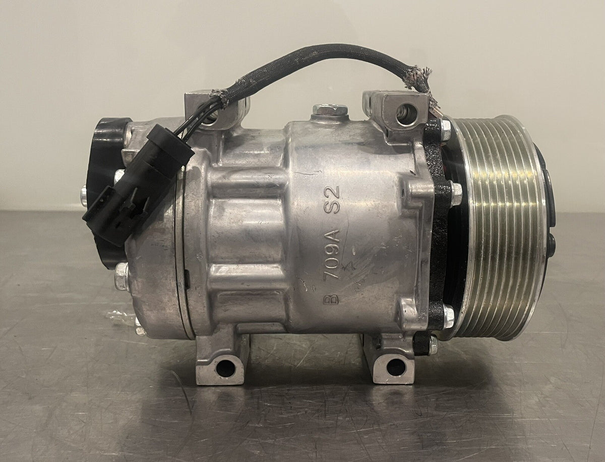 FLT4892Q AC Compressor For International NEW! FREE SHIPPING!