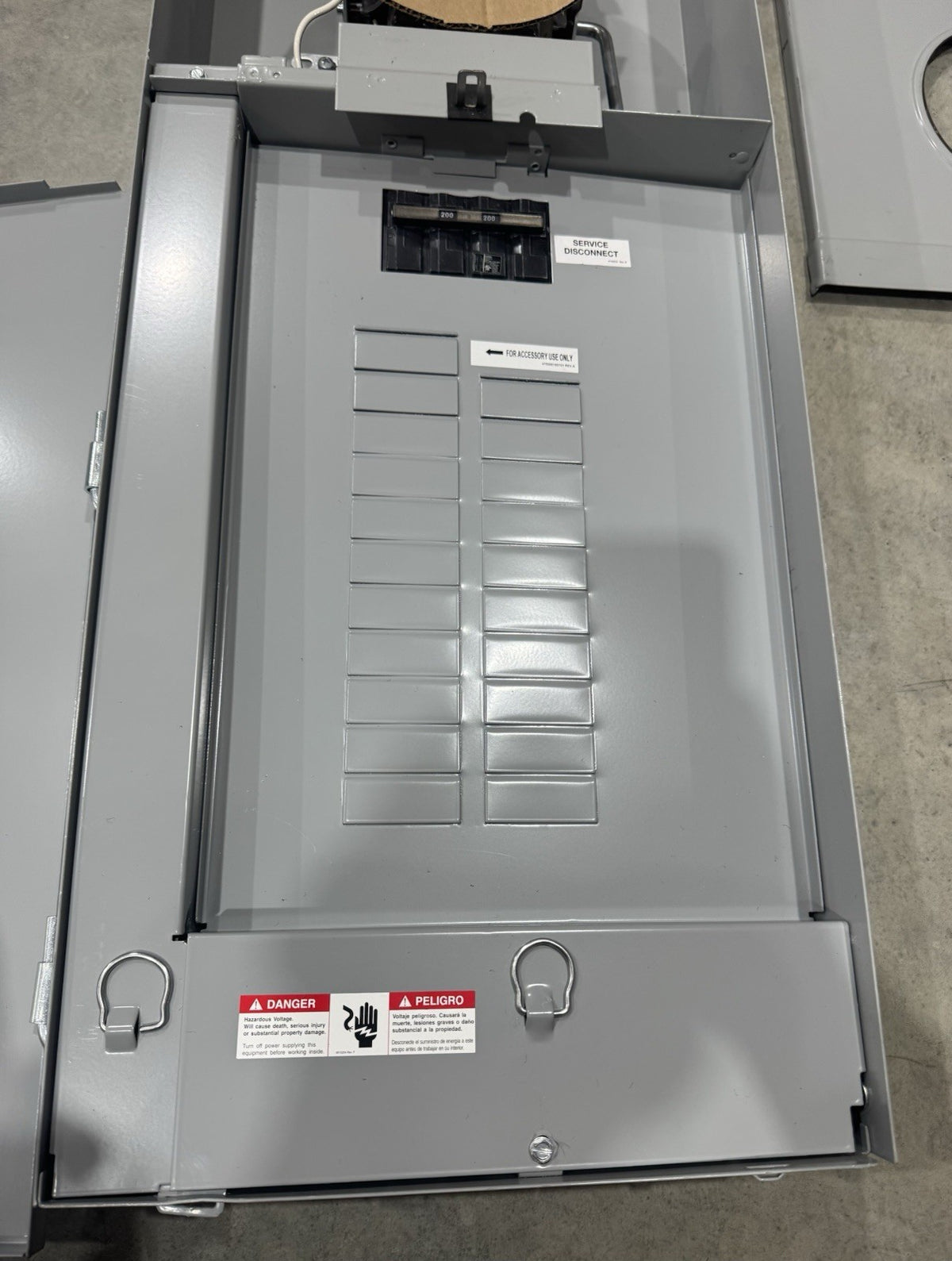 Siemens MC2040B1200JLC 200 Amp 20 Space 40 Circuit 5 Jaw Bypass Meter Center NEW