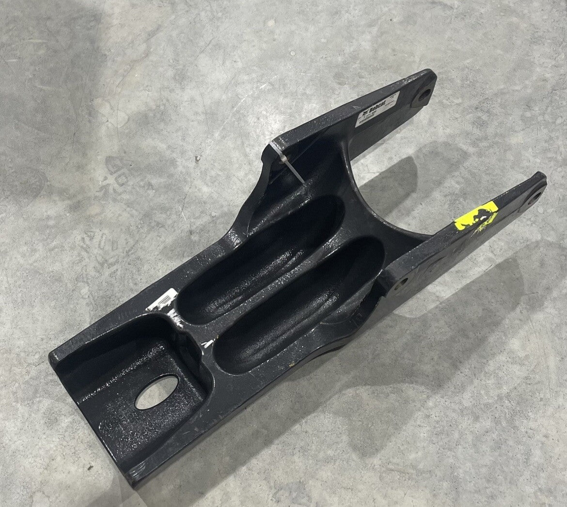 Bobcat 7271956 IDLER MAC 7271957 Bracket NEW! FREE SHIPPING!