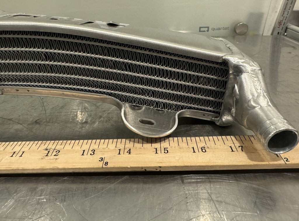 New Line Curved Radiator DENT NEW! FREE SHIPPING!