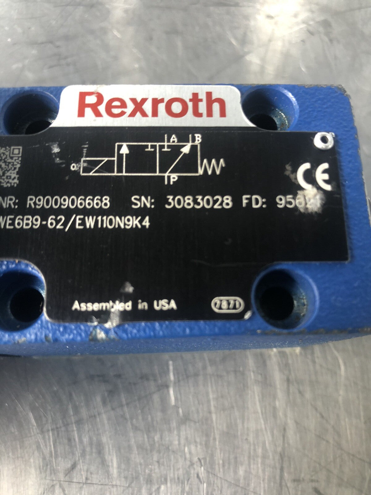 Rexroth R900906668 Bosch Hydraulic Solenoid Valve NEW!!! SHIPS FREE!!!