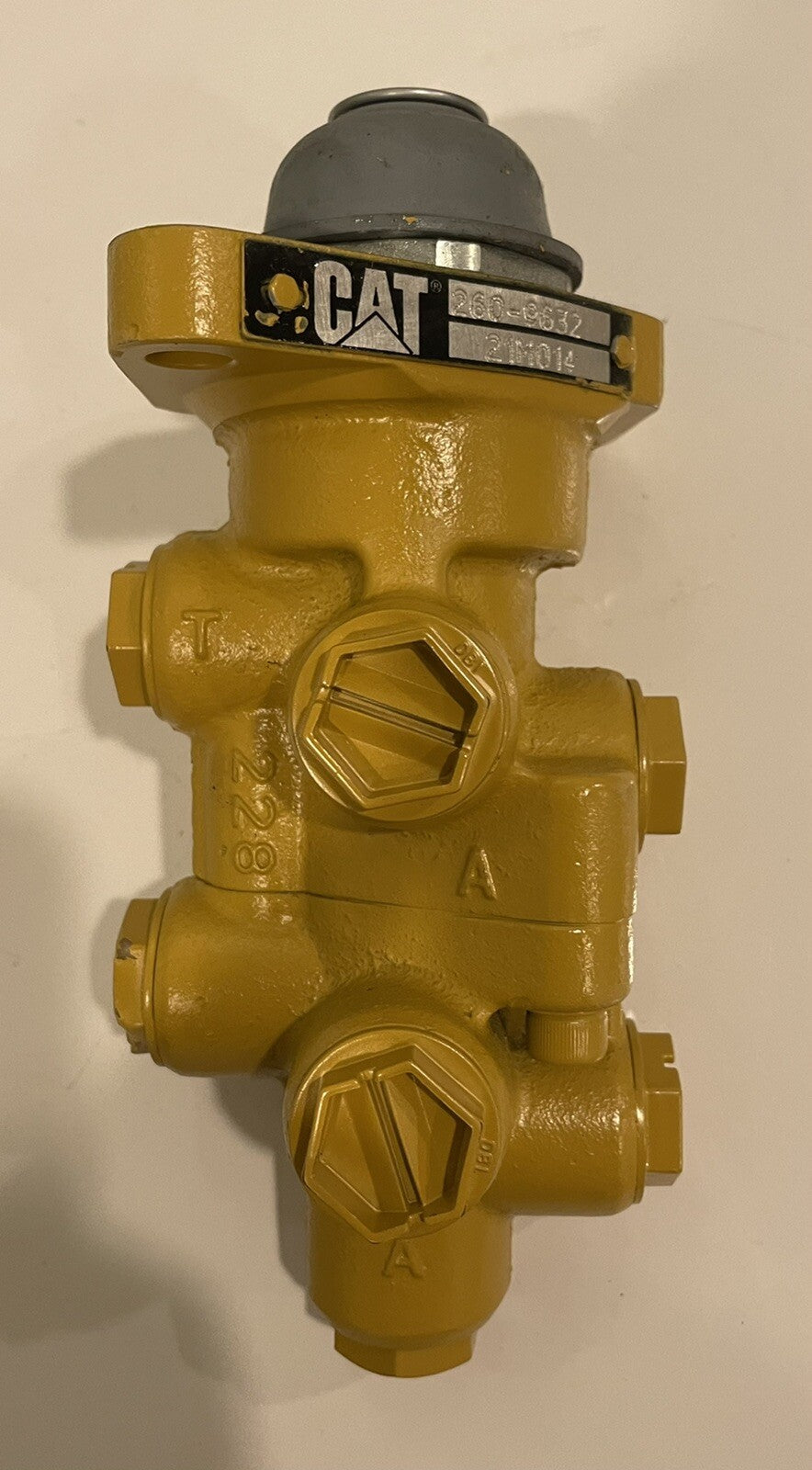 Caterpillar 260-9632 CAT Brake Control Valve NEW IN BOX! FREE SHIPPING!