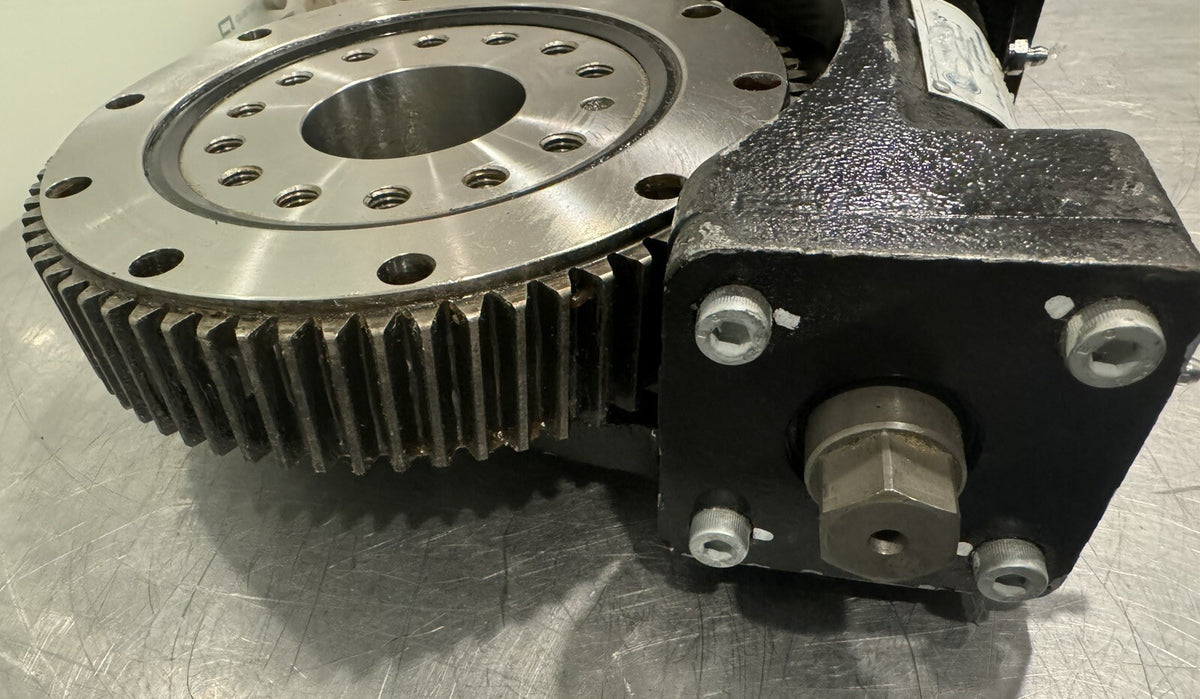 Kinematics Rotation Gear Bearing S7C-73HA-25.4MR-DC103 NEW! FREE SHIPPING!