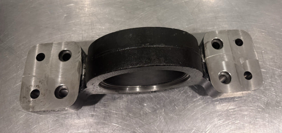 John Deere Rear Axle Support Genuine NEW! FREE SHIPPING!