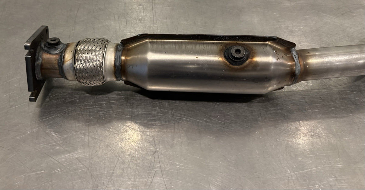 Eastern 20411 Catalytic Converter Direct Fit NEW IN BOX! FREE SHIPPING!