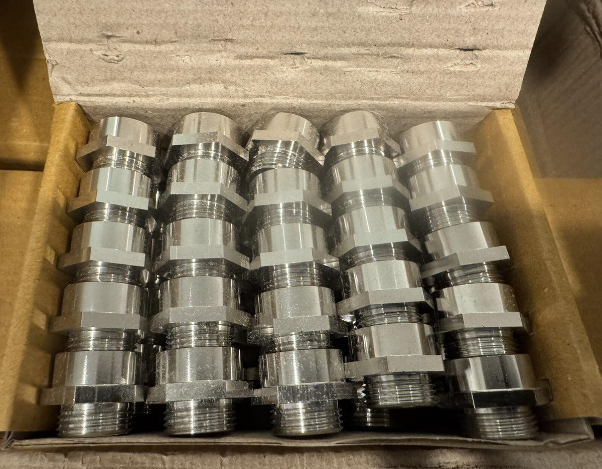 MFG360-12903028 Solar Adapter M20 P1.5-1/2” NPT NEW! FREE SHIPPING!