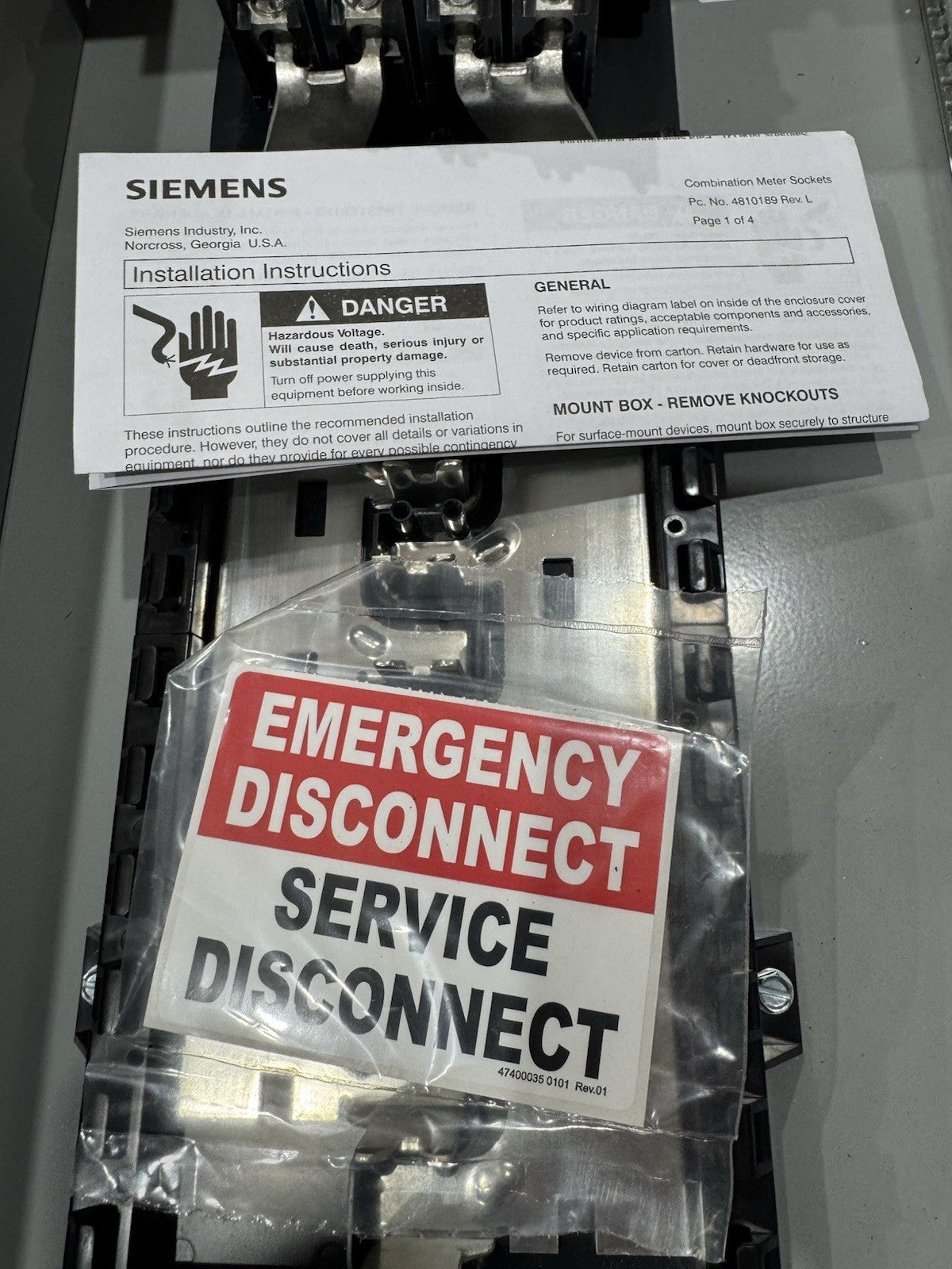Siemens MC2040B1200JLC 200 Amp 20 Space 40 Circuit 5 Jaw Bypass Meter Center NEW