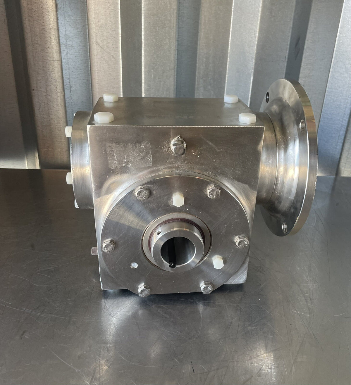 Grove Gear SS-HMQ-824-30-H1-56-20 IronMan Stainless Reducer NEW! FREE SHIPPING!