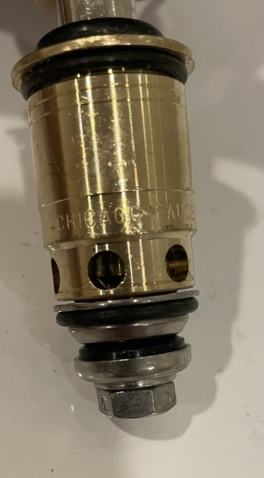 Chicago Faucets Quaturn RH Cartridge Valve Stem ASSY NEW! FREE SHIPPING!