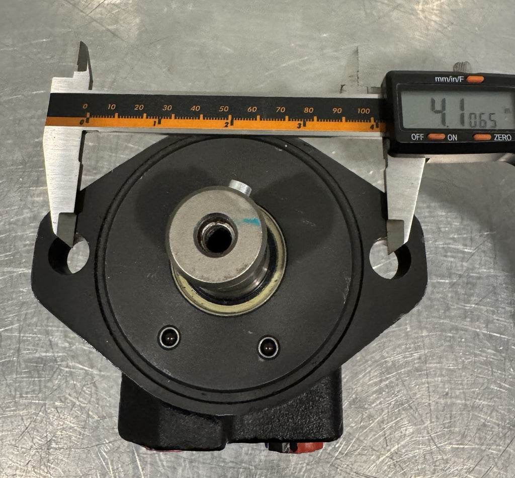 255160A1110AAAAA Impro Fluidtek Hydraulic Motor NEW! FREE SHIPPING!
