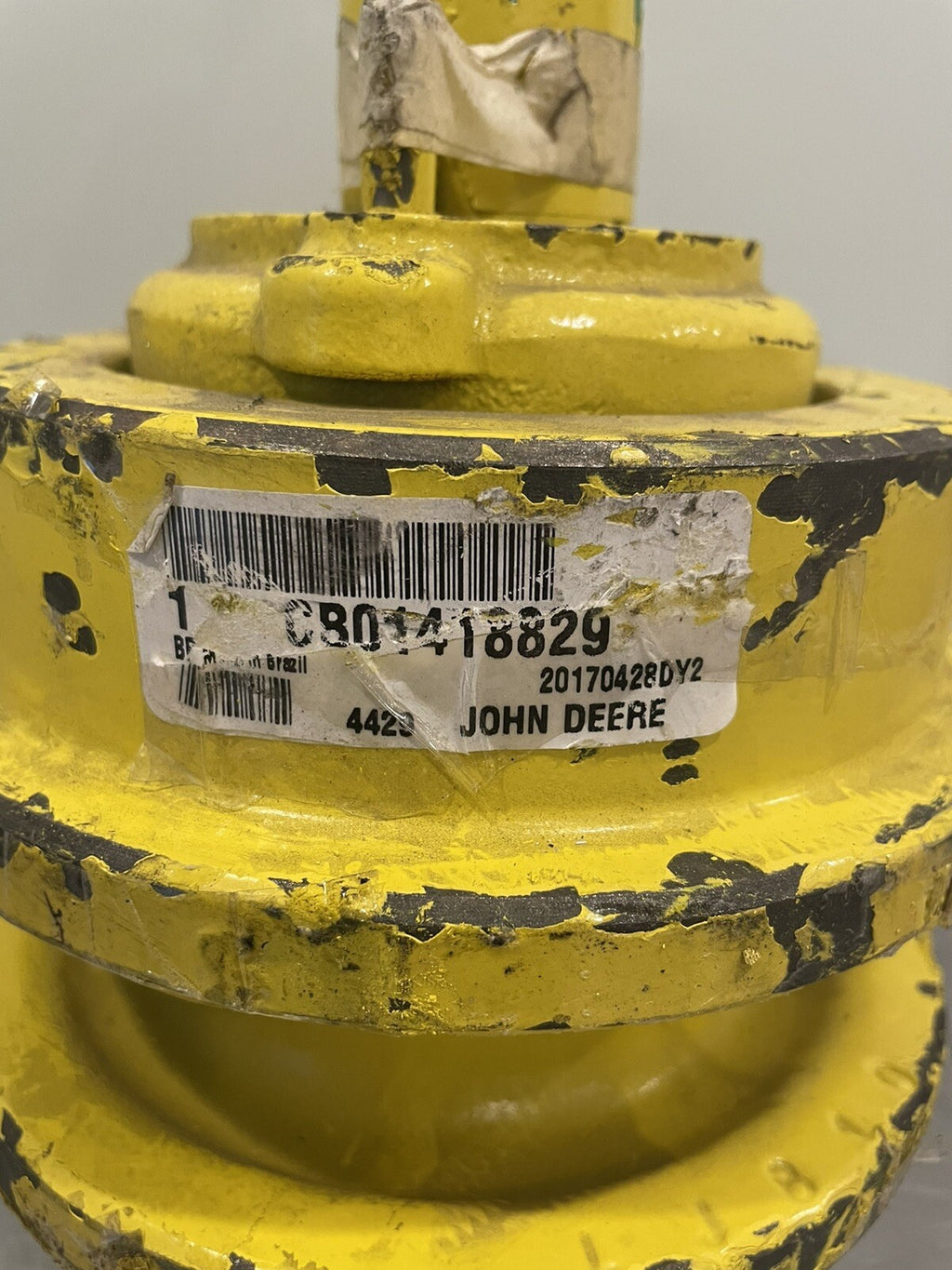 John Deere CB01418829 Carrier Roller NEW! FREE SHIPPING!