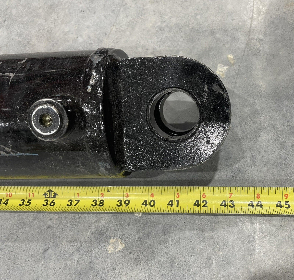 781974 Hydraulic Cylinder 4.00" x 37.00" 90002326 NEW! FREE SHIPPING!