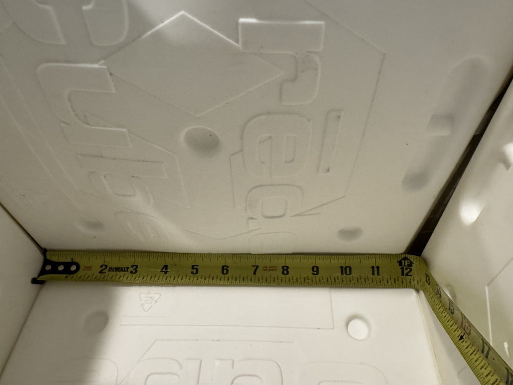 Credo Cube 80004 Interior 12x12x12 Exterior Roughly 16x16x18 USED! SHIPS FREE!