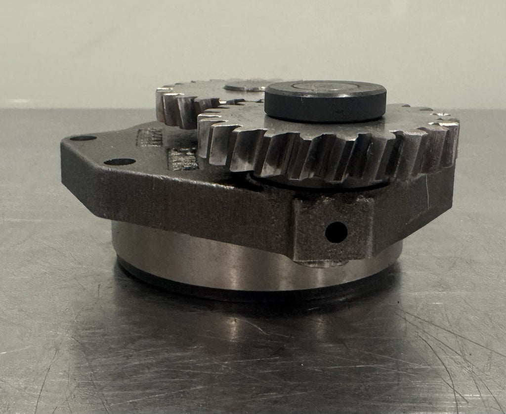 5449240 Lubricating Oil Pump Cummins 6L 3950005 391123 NEW! FREE SHIPPING!