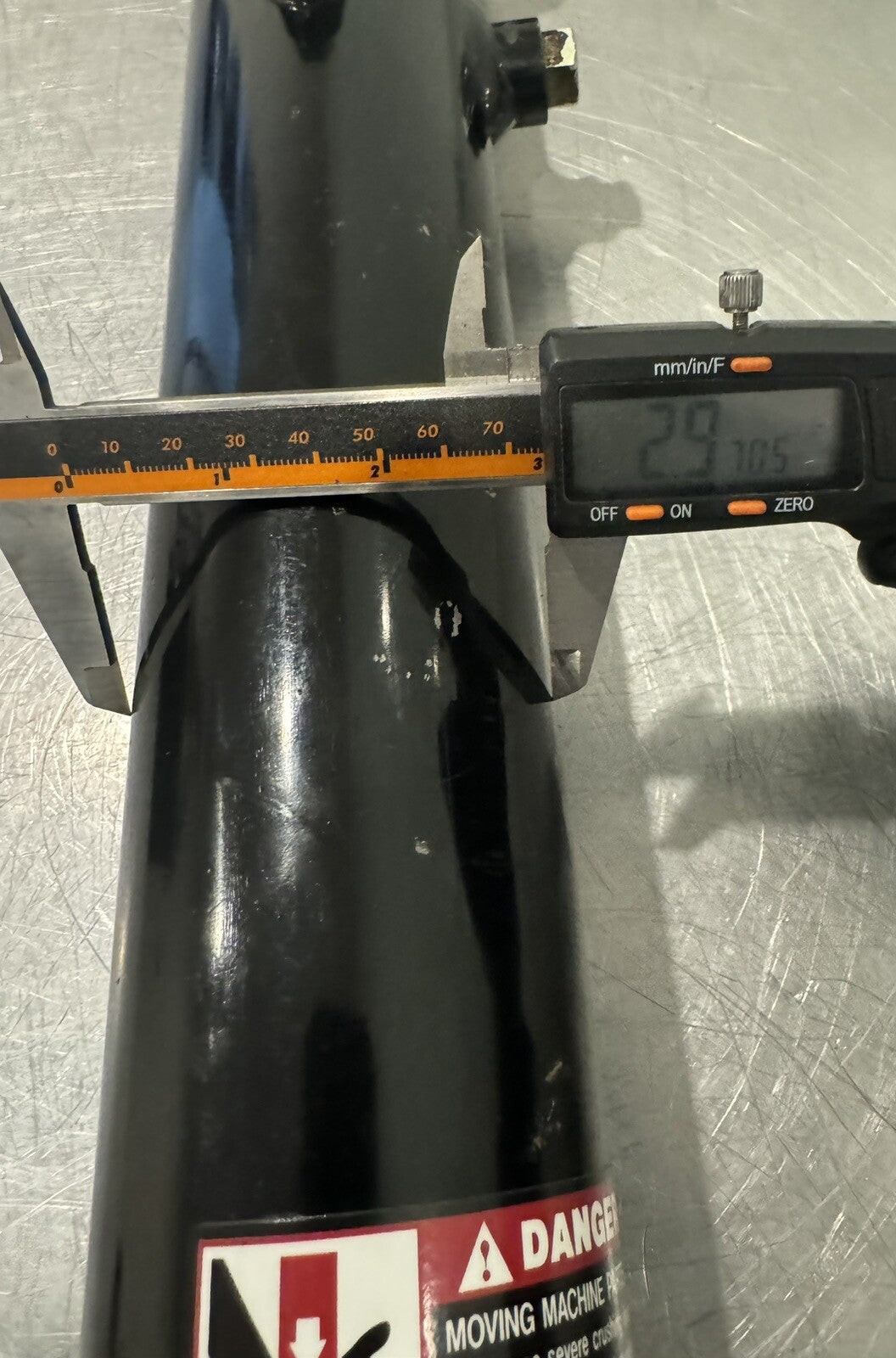 Hydraulic Cylinder 1.5” Rod 3” Bore 6 Port NEW! FREE SHIPPING!