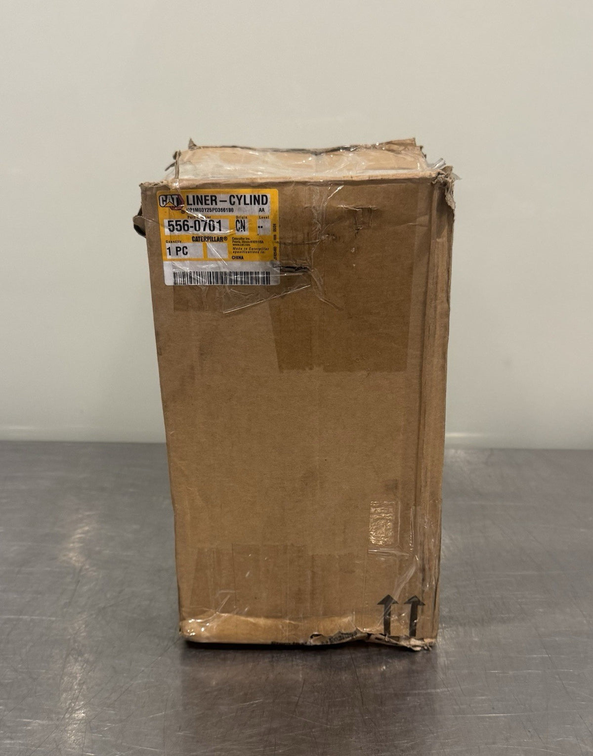 Caterpillar 556-0701 CAT Cylinder Liner Genuine NEW IN BOX! FREE SHIPPING!