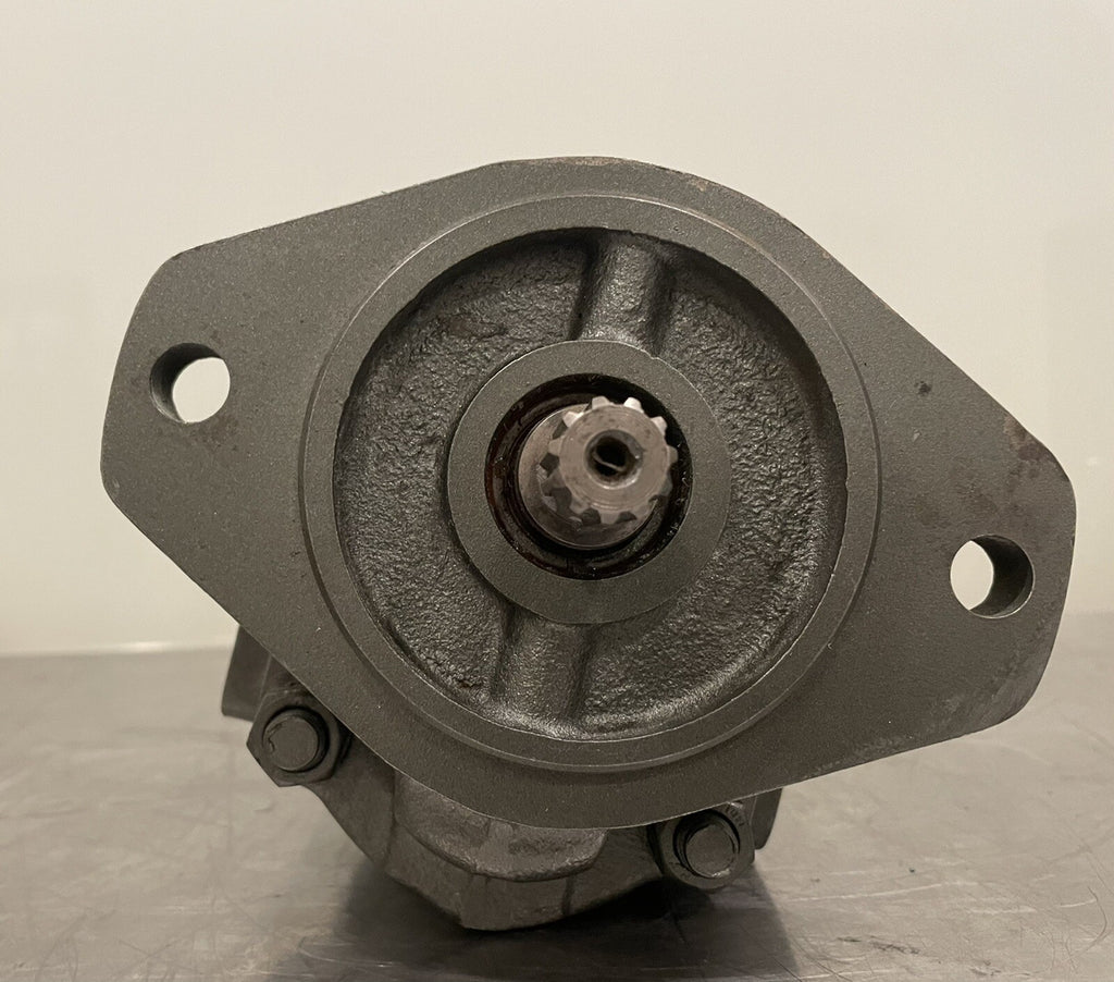 Parker 3359400081 Hydraulic Gear Pump Forklift Pump NEW! FREE SHIPPING!